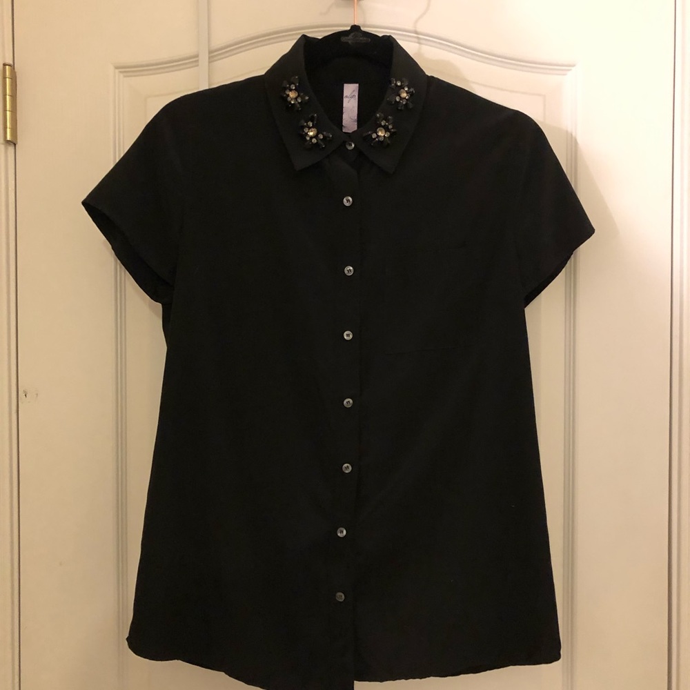 Embellished collar button-up
